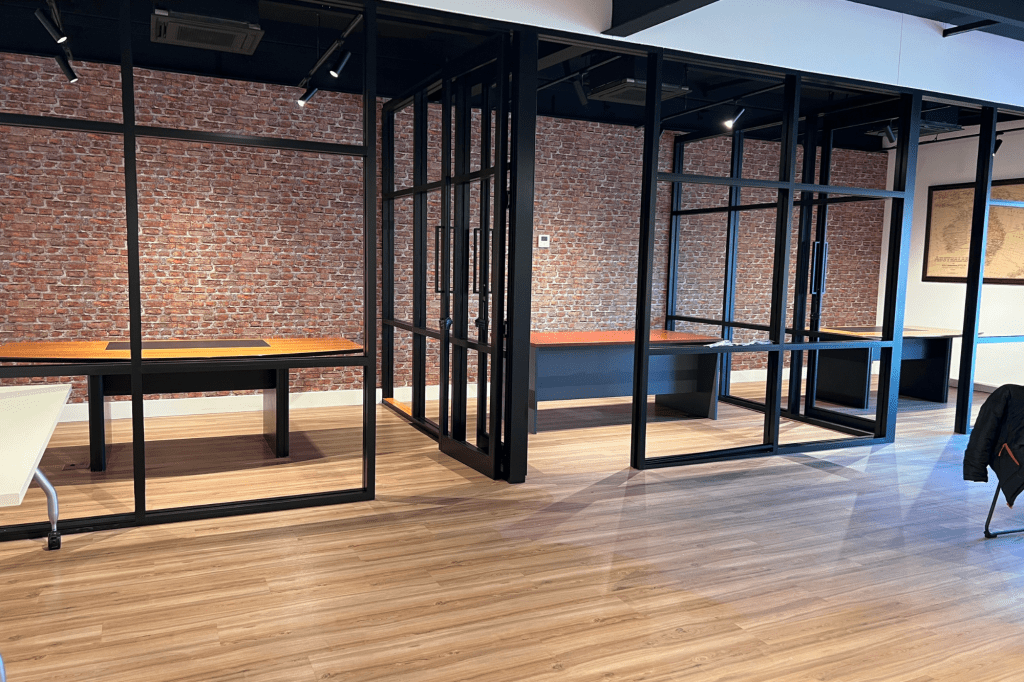 Commercial end-of- lease clean in office Melbourne by Alfa Clean Team